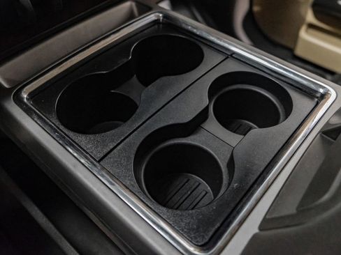 Used 2016 Ford F250 Lariat w/ Lariat Interior Package image 22