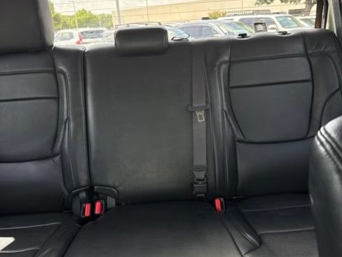Used 2022 Toyota Tundra SR5 RWD image 12
