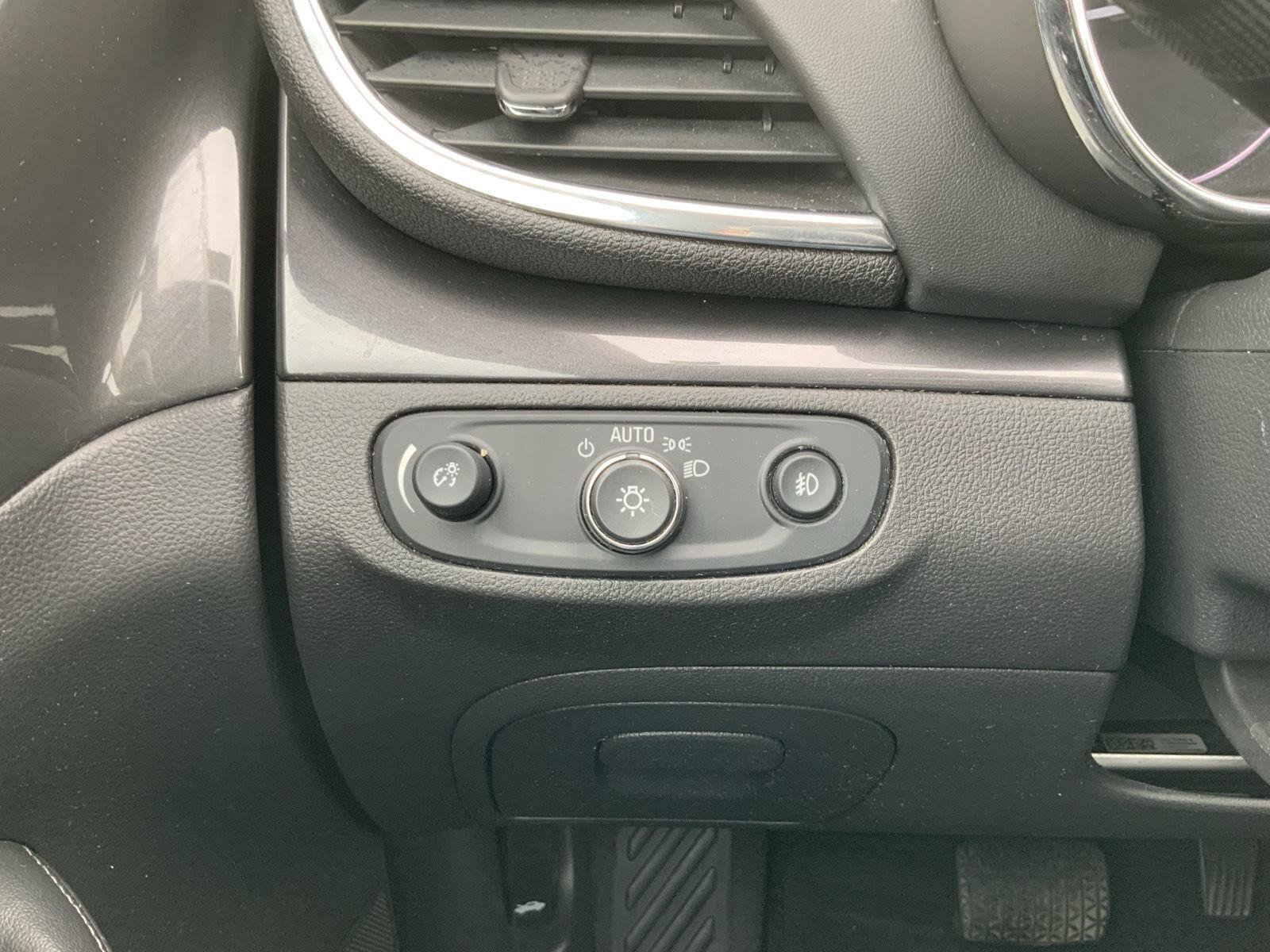 Used 2018 Buick Encore Preferred FWD image 25