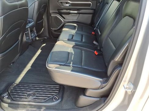 Used 2024 RAM 1500 Laramie image 12