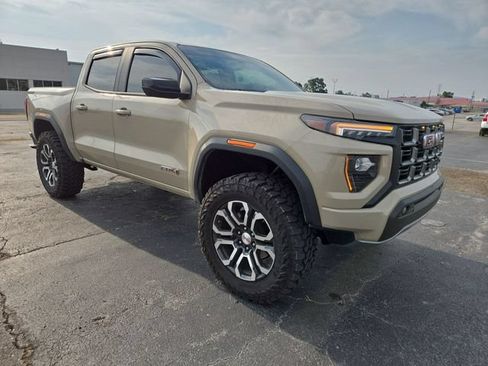 Used 2023 GMC Canyon AT4 AWD/4WD image 2