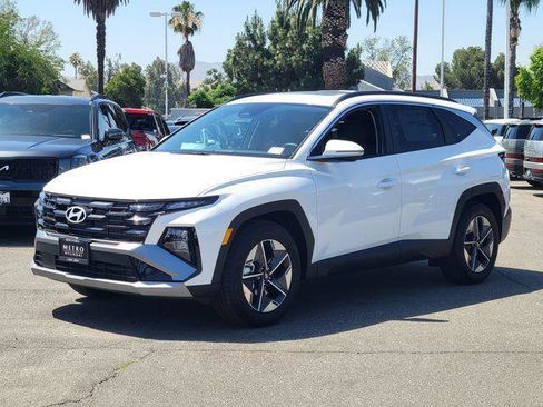 New 2026 Hyundai Tucson SEL FWD image 2