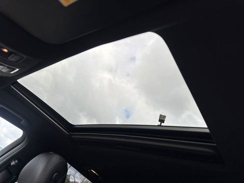 Used 2017 Mercedes-Benz GLE 350 w/ Premium 1 Package image 32