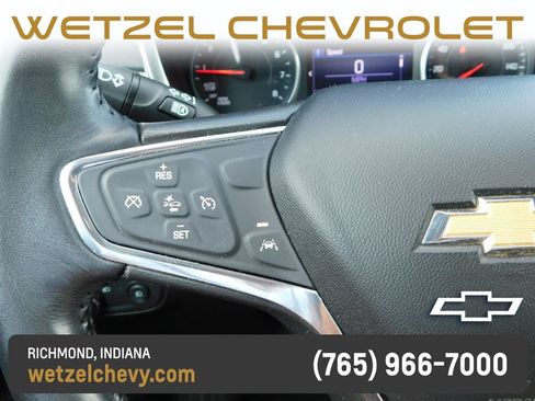 Used 2020 Chevrolet Equinox LT FWD image 29