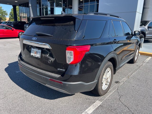 Used 2023 Ford Explorer XLT w/ Equipment Group 202A AWD/4WD image 4