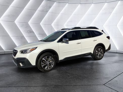 Used 2020 Subaru Outback Touring w/ Tech Package 2 image 3