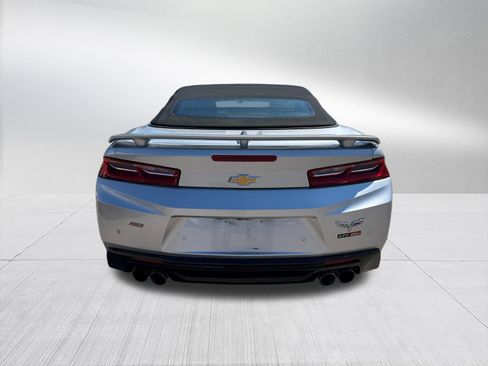 Used 2016 Chevrolet Camaro SS RWD image 6