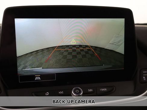 Used 2024 Chevrolet Blazer LT w/ Convenience Package FWD image 5