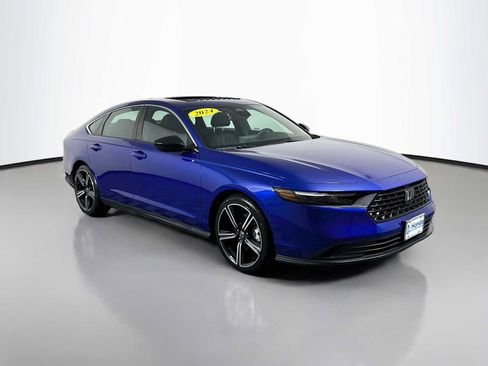 Used 2024 Honda Accord Sport image 39