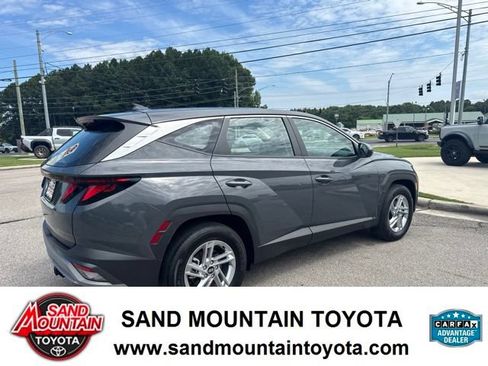 Used 2025 Hyundai Tucson SE FWD image 3