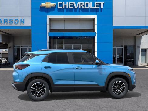 New 2026 Chevrolet TrailBlazer LT w/ Driver Confidence Package FWD image 5
