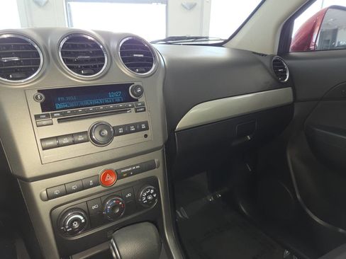 Used 2012 Chevrolet Captiva Sport LT FWD image 32