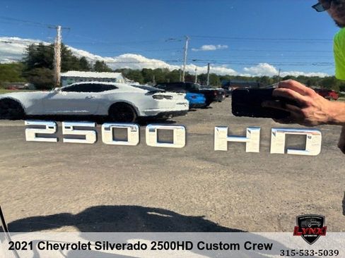 Used 2021 Chevrolet Silverado 2500 Custom w/ Custom Convenience Package AWD/4WD image 33
