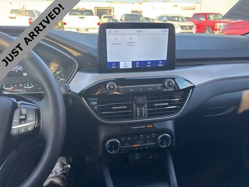 Used 2022 Ford Escape SE w/ SE Sport Appearance Package image 10