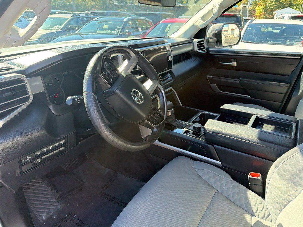 Used 2024 Toyota Tundra SR5 w/ SR5 Convenience Package AWD/4WD image 15