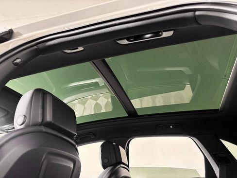 New 2026 Porsche Cayenne image 19