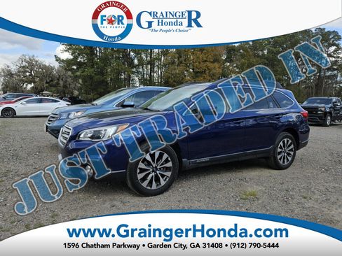 Used 2017 Subaru Outback 3.6R Limited image 1
