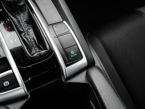 Used 2021 Honda Civic Sport image 26