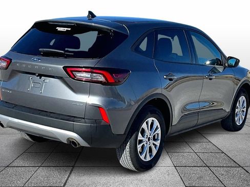 Used 2025 Ford Escape Active image 11