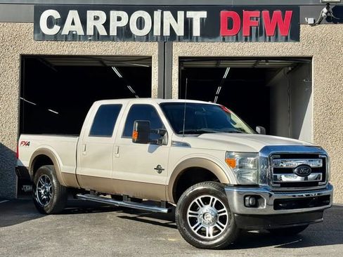 Used 2013 Ford F250 Lariat w/ Lariat Ultimate Pkg image 2
