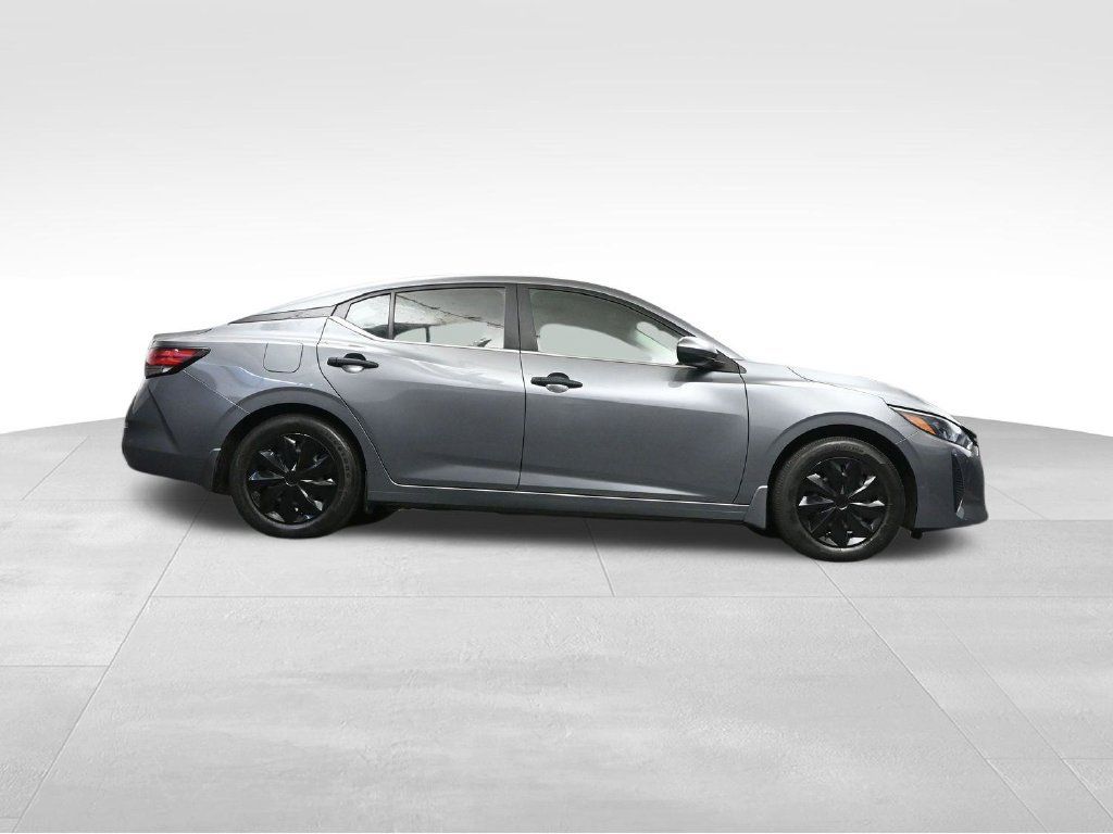 Used 2024 Nissan Sentra S FWD image 26
