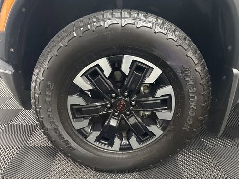 Used 2024 Nissan Frontier PRO-4X w/ Pro Convenience Package image 37
