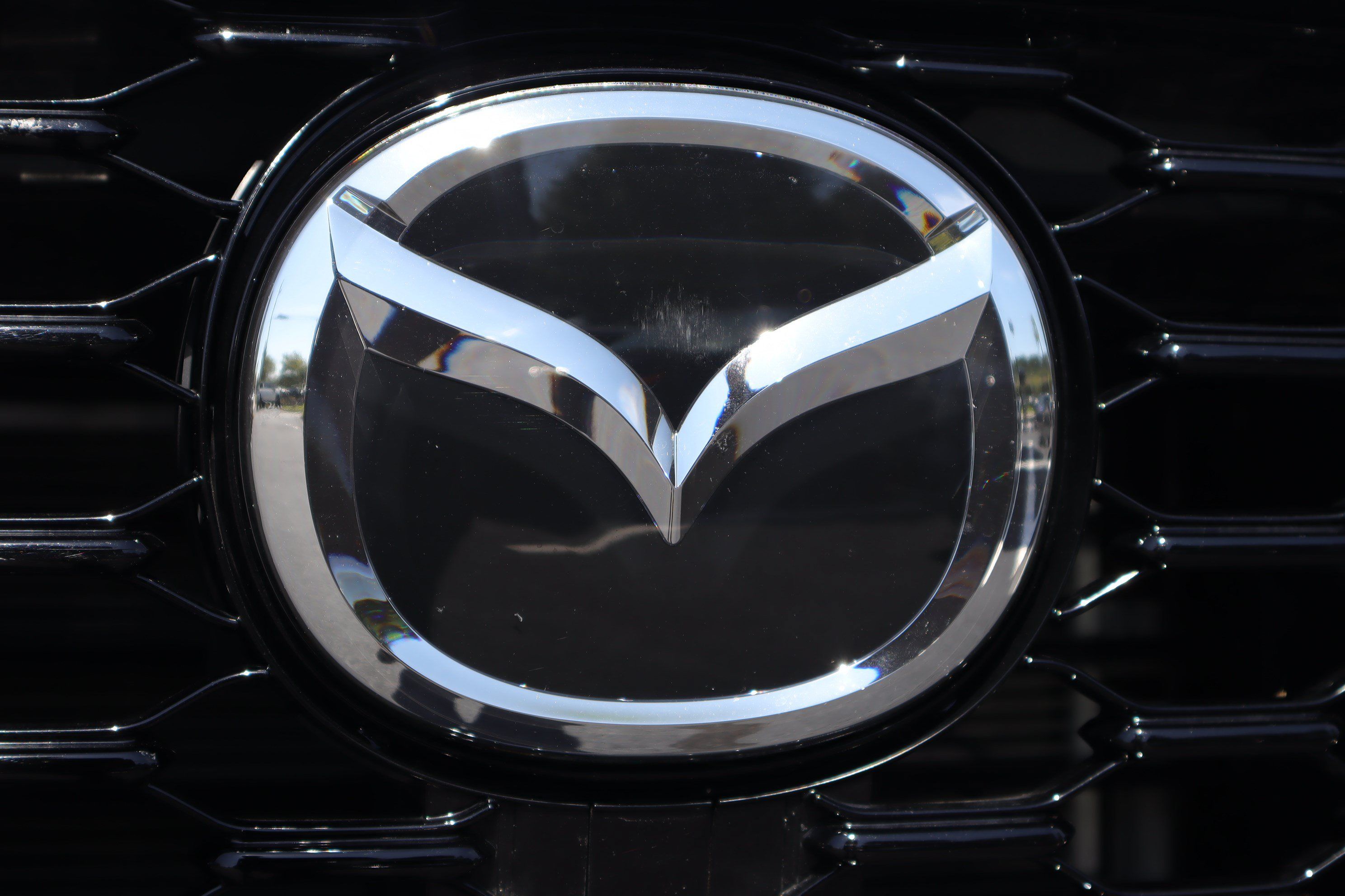 Certified 2025 MAZDA CX-70 Plug-In Hybrid w/ Premium Pkg AWD/4WD image 31
