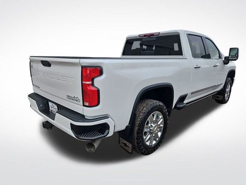 Used 2024 Chevrolet Silverado 2500 High Country w/ Technology Package AWD/4WD image 5