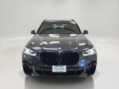 Used 2022 BMW X5 xDrive40i w/ M Sport Package AWD/4WD image 2