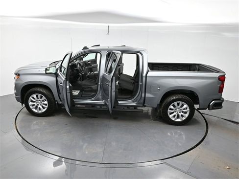 Used 2026 Chevrolet Silverado 1500 Custom image 38