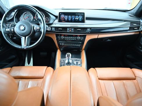 Used 2017 BMW X6 M image 25