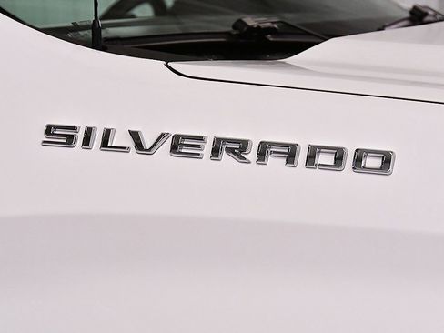 Used 2022 Chevrolet Silverado 1500 LT image 10