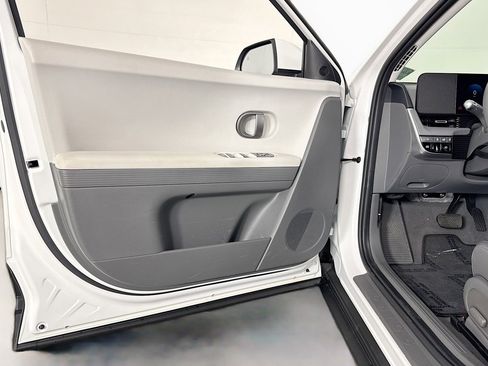 Used 2025 Hyundai Ioniq 5 SEL RWD image 20