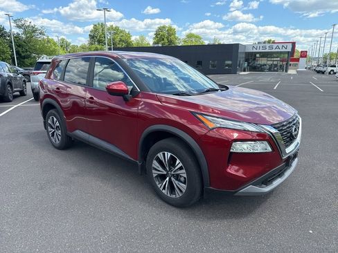 Used 2023 Nissan Rogue SV AWD/4WD image 9