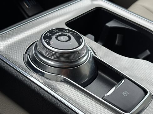 Used 2022 Ford Edge Titanium w/ Equipment Group 301A image 19