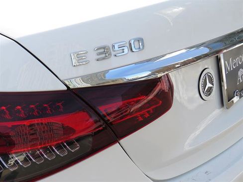 Used 2022 Mercedes-Benz E 350 E 350 image 26