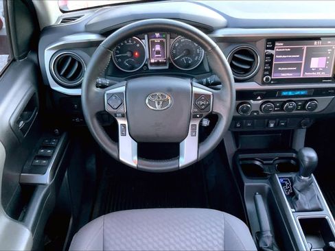 Used 2023 Toyota Tacoma SR5 w/ Technology Package image 6