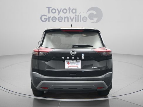 Used 2023 Nissan Rogue S AWD/4WD image 12