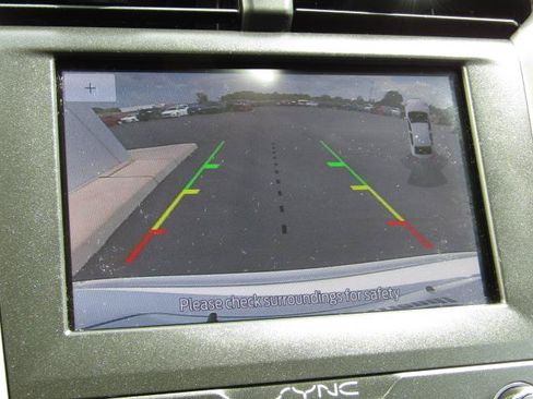 Used 2020 Ford Fusion SEL FWD image 21