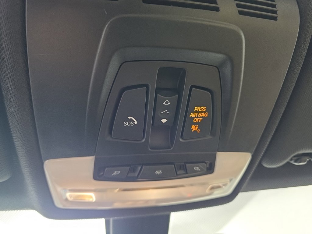 Used 2016 BMW 328i xDrive Sedan AWD/4WD image 24