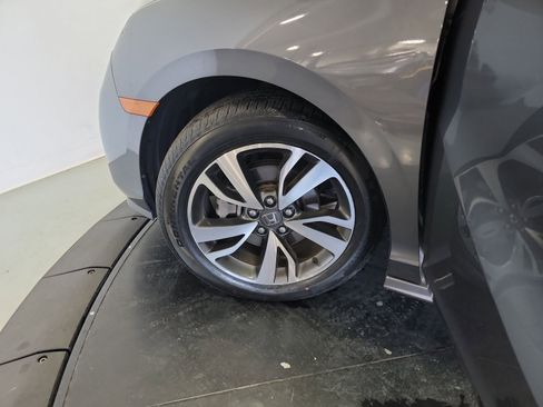 Used 2023 Honda Odyssey Touring image 30