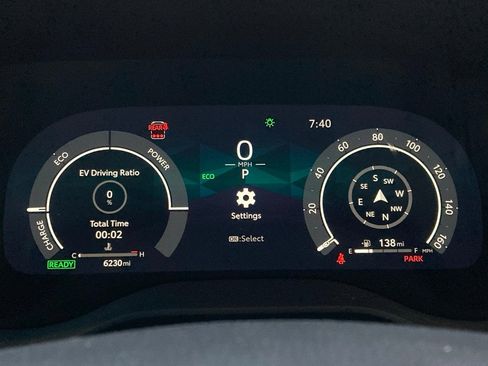 Used 2025 Toyota Sienna Limited image 16