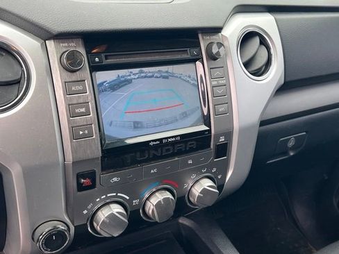 Used 2018 Toyota Tundra SR5 w/ TRD Off Road Package AWD/4WD image 19