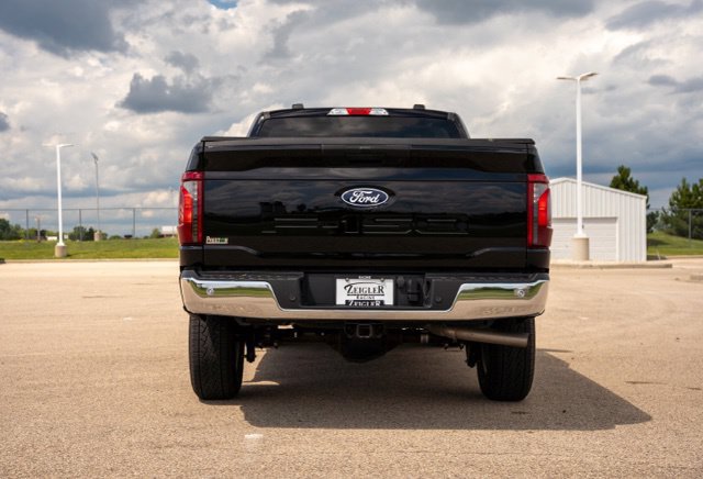 Used 2025 Ford F150 XL w/ Equipment Group 103A High AWD/4WD image 6