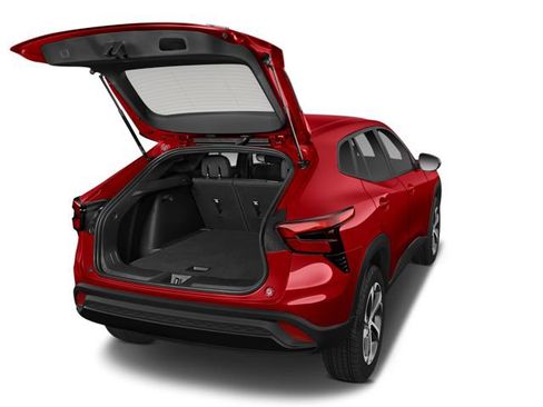Used 2025 Chevrolet Trax LT w/ Driver Confidence Package FWD image 6