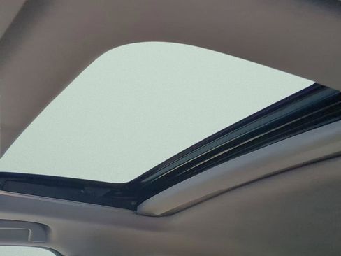 Used 2021 Honda CR-V EX-L image 16