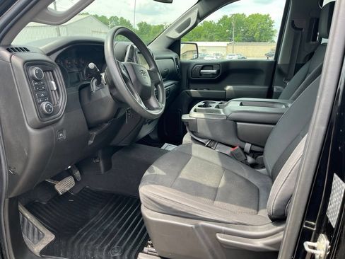 Used 2019 Chevrolet Silverado 1500 Custom Trail Boss w/ Custom Convenience Package AWD/4WD image 14