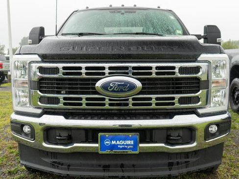 Used 2023 Ford F250 XLT AWD/4WD image 3