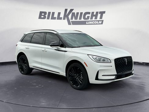 Used 2024 Lincoln Corsair Reserve w/ Equipment Group 201A AWD/4WD image 7