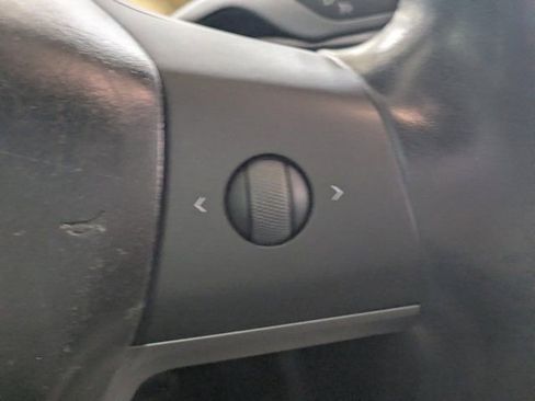 Used 2018 Tesla Model 3 Long Range image 21